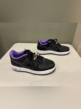 Nike Air Force 1 Low LV8 Black / Purple Sneakers US Size 6Y